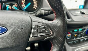 Ford Kuga | FWD (przód) | Manualna | 150 KM | Biały full