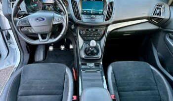 Ford Kuga | FWD (przód) | Manualna | 150 KM | Biały full