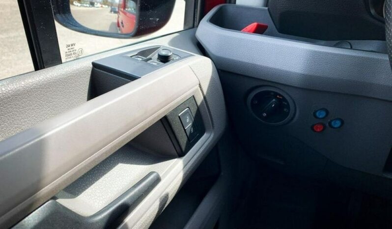 Volkswagen Crafter | FWD (przód) | Manualna | 177 KM | Czerwony full