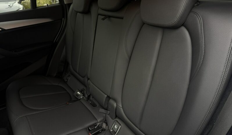 BMW X1 | FWD (przód) | Automatyczna | 140 KM | Biały full
