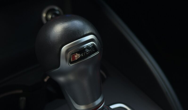 Audi S3 | 4×4 (doł. automatycznie) | Automatyczna | 300 KM | Szary full