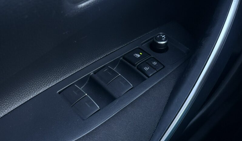 Toyota Corolla | FWD (przód) | Manualna | 125 KM | Czarny full