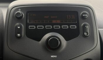 Toyota Aygo | FWD (przód) | Manualna | 72 KM | Biały full