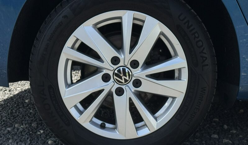 Volkswagen Touran | FWD (przód) | Automatyczna | 150 KM | Niebieski full