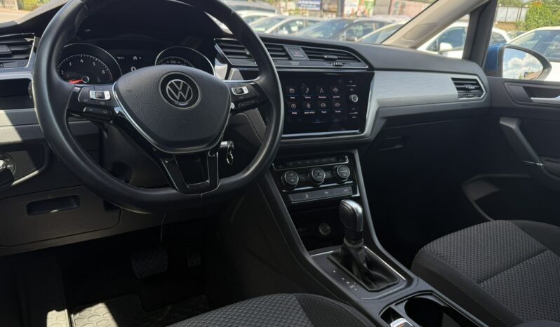 Volkswagen Touran | FWD (przód) | Automatyczna | 150 KM | Niebieski full