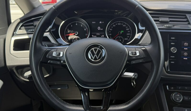 Volkswagen Touran | FWD (przód) | Automatyczna | 150 KM | Niebieski full
