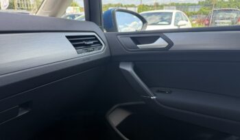 Volkswagen Touran | FWD (przód) | Automatyczna | 150 KM | Niebieski full