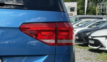Volkswagen Touran | FWD (przód) | Automatyczna | 150 KM | Niebieski full