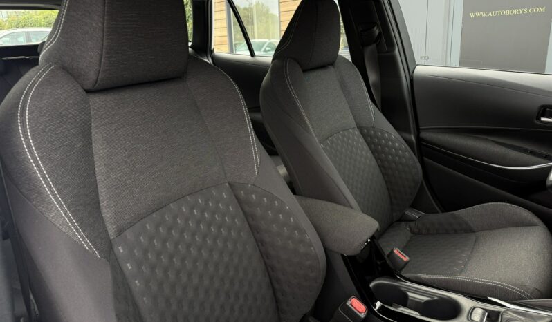Toyota Corolla | FWD (przód) | Automatyczna | 140 KM | Biały full
