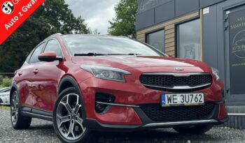 Kia Xceed | Fwd (Przód) | Automatyczna | 204 Km | Bordowy