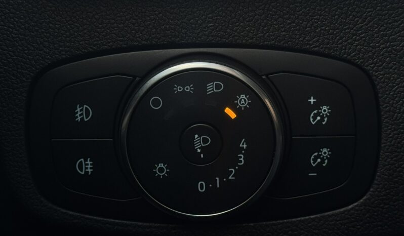 Ford Focus | FWD (przód) | Automatyczna | 115 KM | Biały full