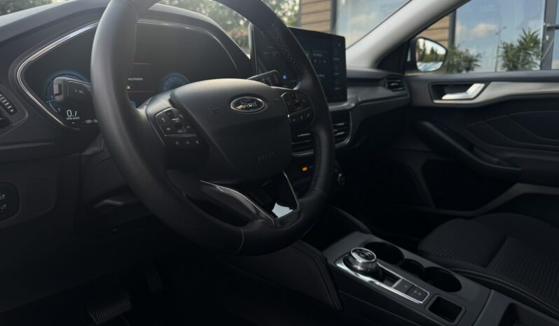 Ford Focus | FWD (przód) | Automatyczna | 115 KM | Biały full