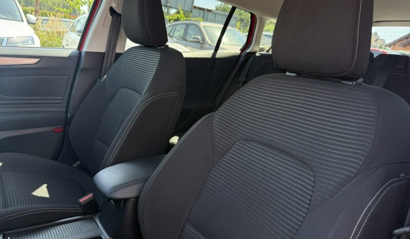Ford Focus | FWD (przód) | Manualna | 125 KM | Czerwony full
