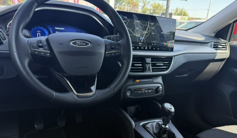 Ford Focus | FWD (przód) | Manualna | 125 KM | Czerwony full