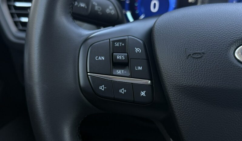 Ford Focus | FWD (przód) | Manualna | 125 KM | Czerwony full