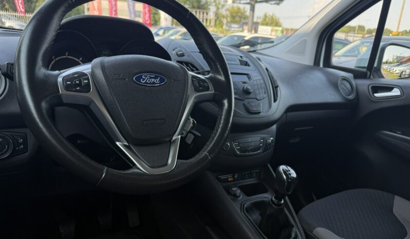 Ford Tourneo Courier | FWD (przód) | Manualna | 100 KM | Biały full