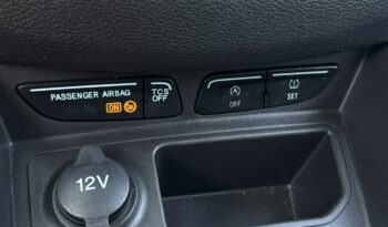 Ford Tourneo Courier | FWD (przód) | Manualna | 100 KM | Biały full
