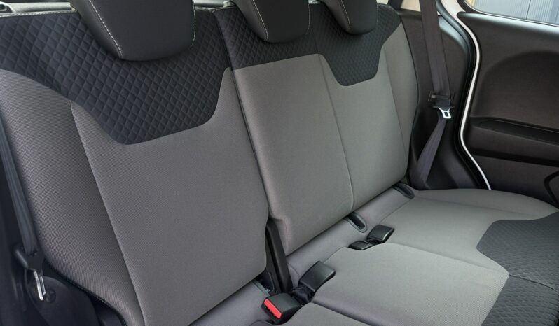 Ford Tourneo Courier | FWD (przód) | Manualna | 100 KM | Biały full