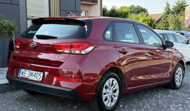 Hyundai i30 | FWD (przód) | Manualna | 110 KM | Bordowy full