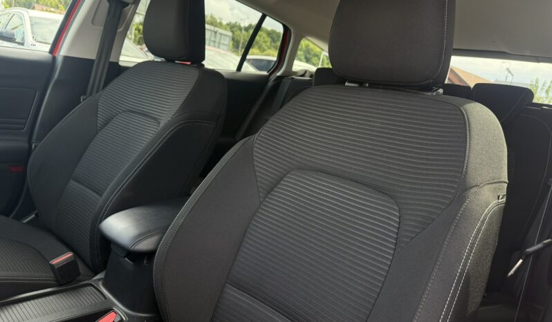 Ford Focus | FWD (przód) | Manualna | 125 KM | Czerwony full