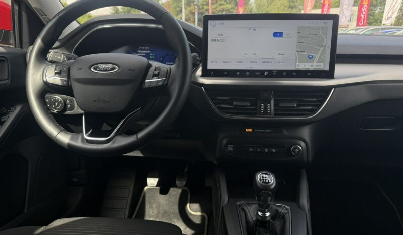 Ford Focus | FWD (przód) | Manualna | 125 KM | Czerwony full