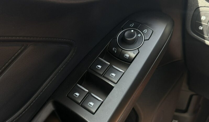 Ford Focus | FWD (przód) | Manualna | 125 KM | Czerwony full