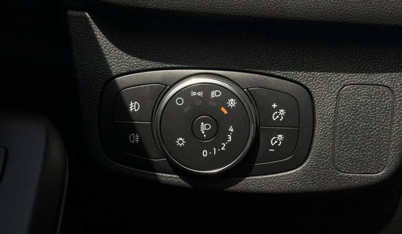 Ford Focus | FWD (przód) | Manualna | 125 KM | Czerwony full