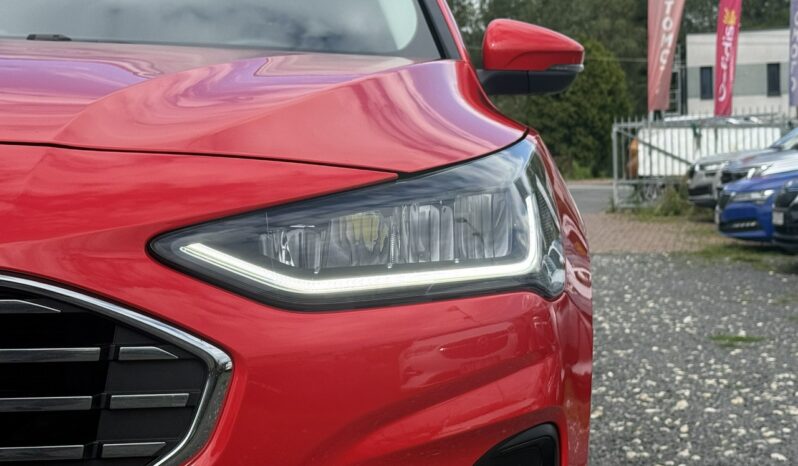 Ford Focus | FWD (przód) | Manualna | 125 KM | Czerwony full