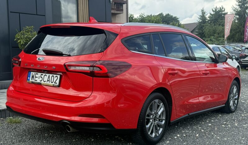 Ford Focus | FWD (przód) | Manualna | 125 KM | Czerwony full