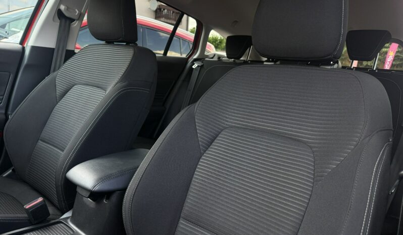 Ford Focus | FWD (przód) | Manualna | 125 KM | Czerwony full