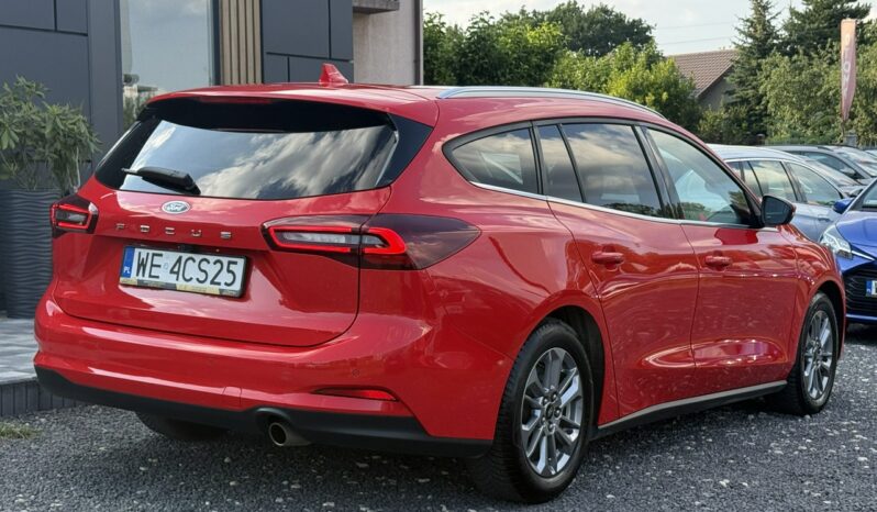 Ford Focus | FWD (przód) | Manualna | 125 KM | Czerwony full