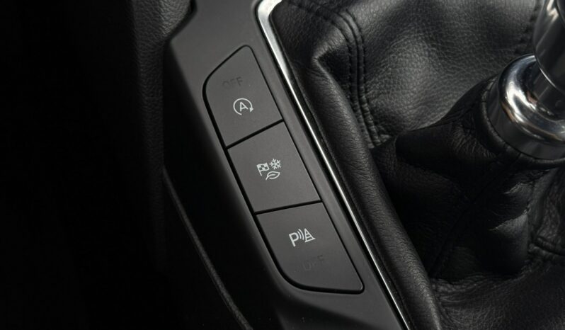 Ford Focus | FWD (przód) | Manualna | 125 KM | Szary full