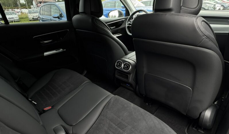 Mercedes-Benz GLC | 4×4 (doł. automatycznie) | Automatyczna | 163 KM | Czarny full