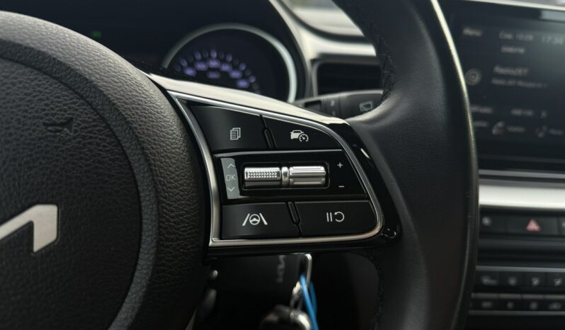 Kia Ceed | FWD (przód) | Manualna | 160 KM | Szary full
