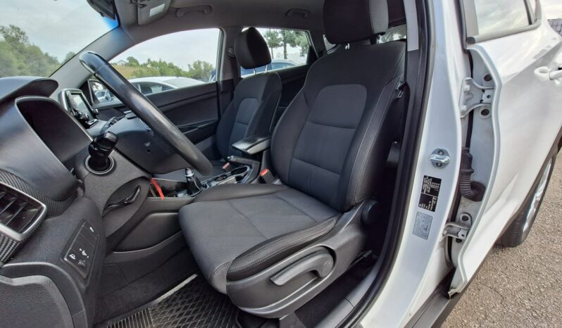 Hyundai Tucson | FWD (przód) | Manualna | 132 KM | Biały full