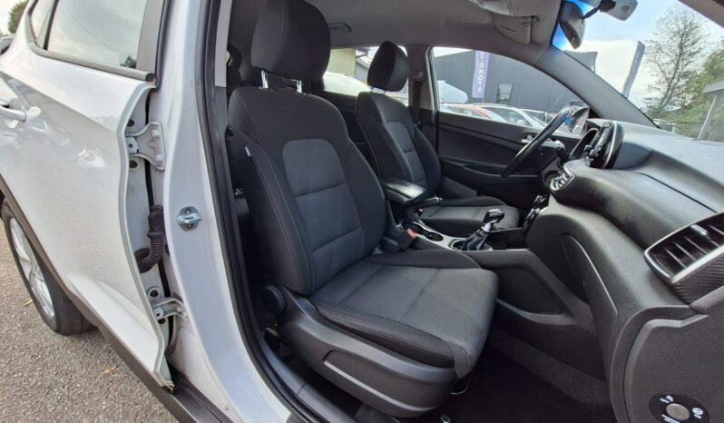 Hyundai Tucson | FWD (przód) | Manualna | 132 KM | Biały full