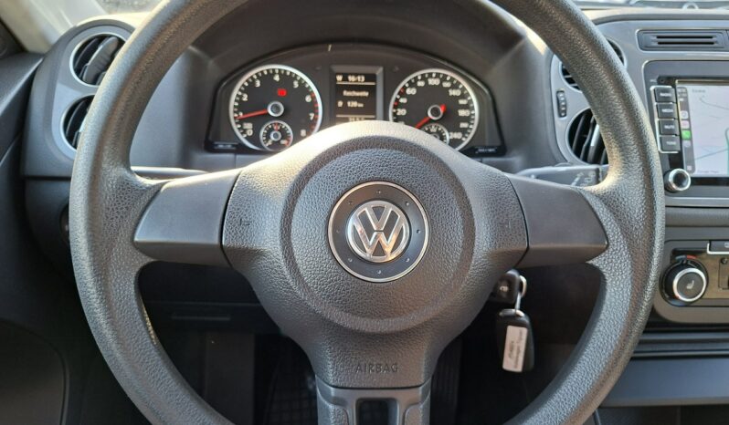 Volkswagen Tiguan | 4×4 (doł. automatycznie) | Manualna | 160 KM | Zielony full