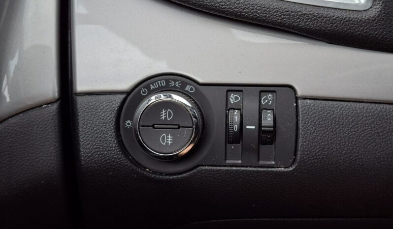 Opel Mokka | FWD (przód) | Manualna | 140 KM | Biały full