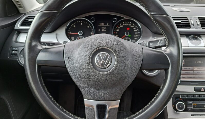 Volkswagen Passat | 4×4 (doł. automatycznie) | Automatyczna | 140 KM | Czarny full