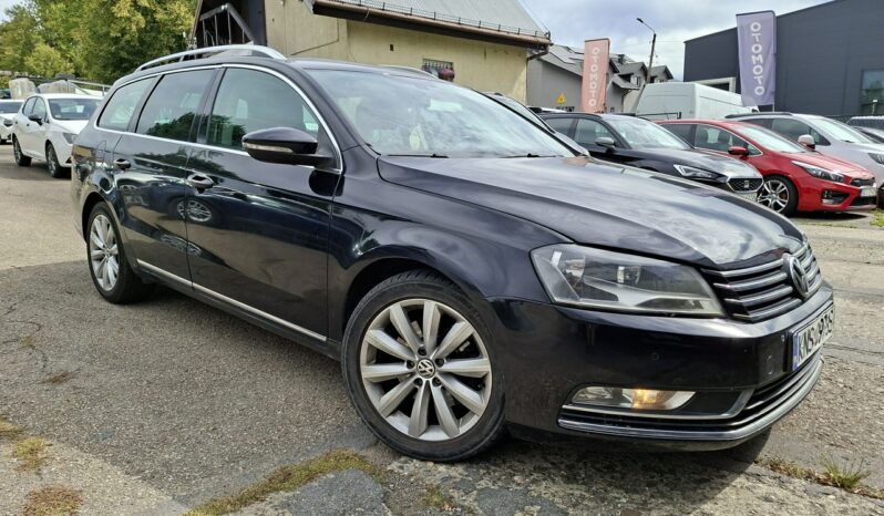 Volkswagen Passat | 4×4 (doł. automatycznie) | Automatyczna | 140 KM | Czarny full