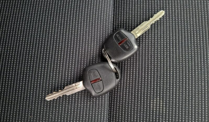 Mitsubishi Lancer | FWD (przód) | Manualna | 143 KM | Srebrny full
