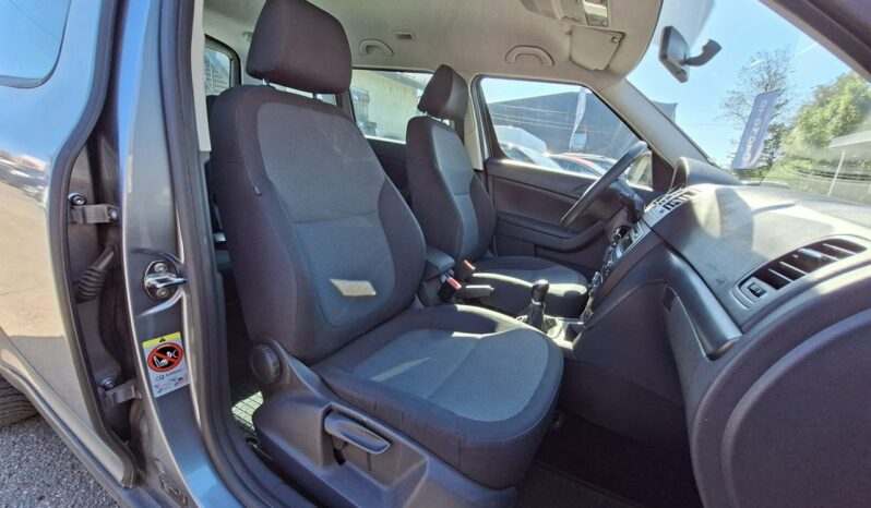 Skoda Yeti | FWD (przód) | Manualna | 105 KM | Szary full