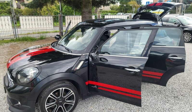 MINI Countryman | 4×4 (stały) | Automatyczna | 143 KM | Czarny full