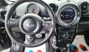 MINI Countryman | 4×4 (stały) | Automatyczna | 143 KM | Czarny full
