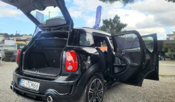 MINI Countryman | 4×4 (stały) | Automatyczna | 143 KM | Czarny full