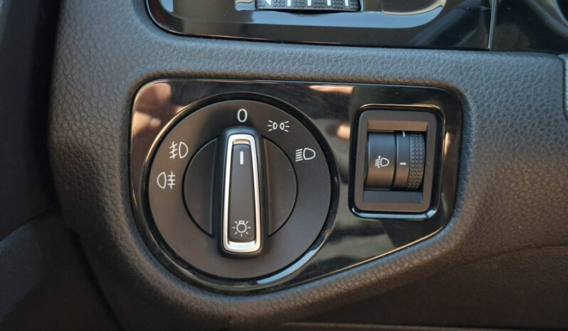 Volkswagen Golf | FWD (przód) | Manualna | 110 KM | Czerwony full