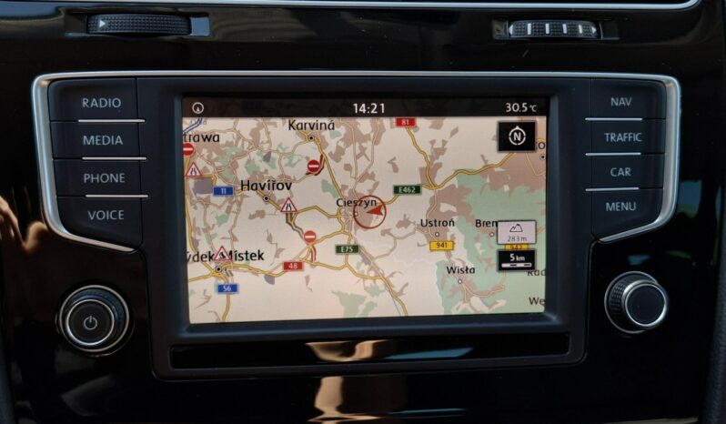 Volkswagen Golf | FWD (przód) | Manualna | 110 KM | Czerwony full