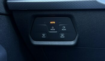 Seat Leon | FWD (przód) | Automatyczna | 150 KM | Granatowy full