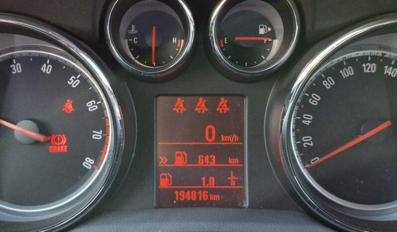 Opel Mokka | 4×4 (doł. automatycznie) | Manualna | 140 KM | Czarny full