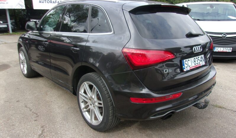 Audi Q5 | 4×4 (stały) | Manualna | 180 KM | Szary full